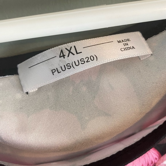 SHEIN 4XL Women’s Black/Purple Butterfly Dress - Picture 2 of 4